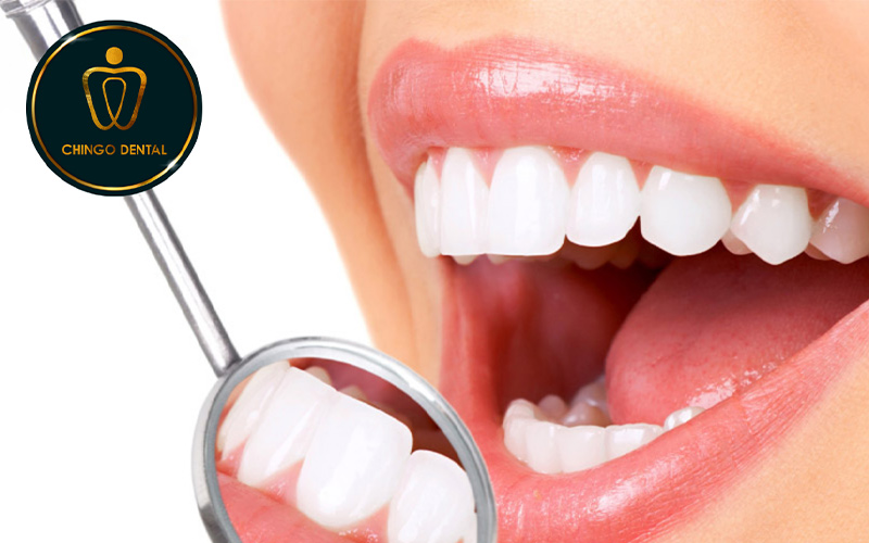 bọc răng sứ có niềng được không
