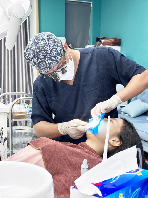 Cách Trị Nhức Răng Có Lỗ: Giảm Đau Nhanh Tại Nhà Và Biết Khi Nào Cần Gặp Nha Sĩ 3 bị nhức răng